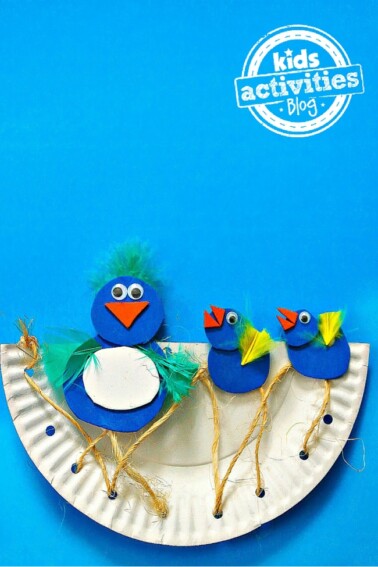 baby bluebirds paper plate craft