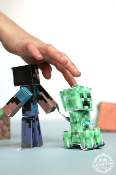 Printable Minecraft Apps bring Minecraft to life for free - Kids Activities Blog